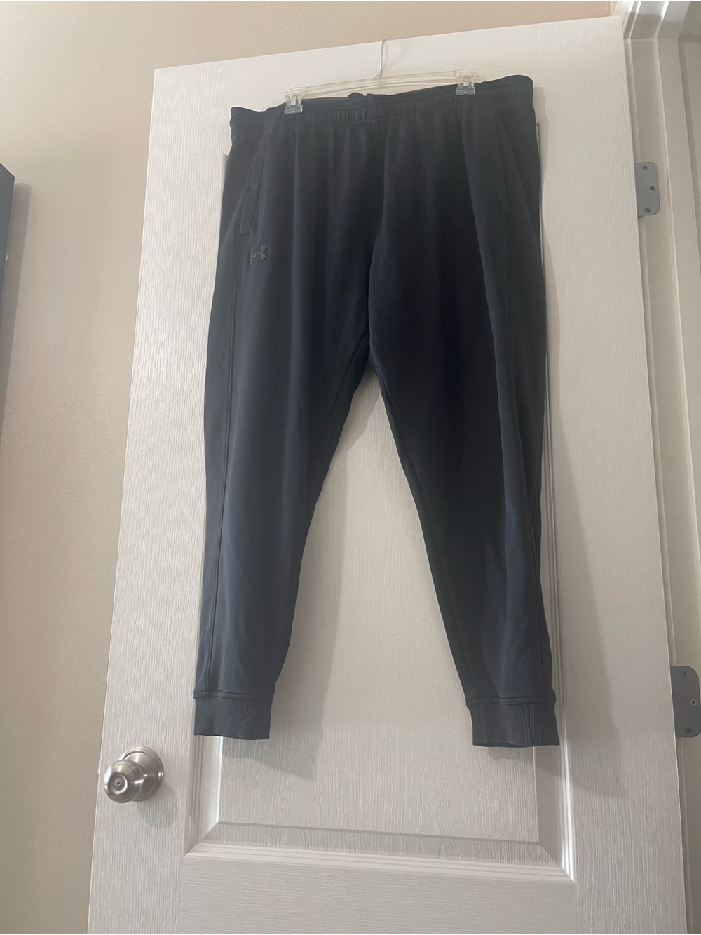 Under Armour Men's Black Jogger Sweatpants